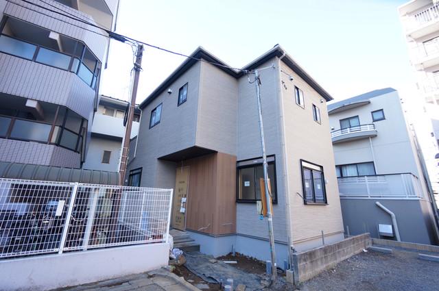 東京地下鉄有楽町線 地下鉄成増駅 徒歩2分  築1年(3LDK)