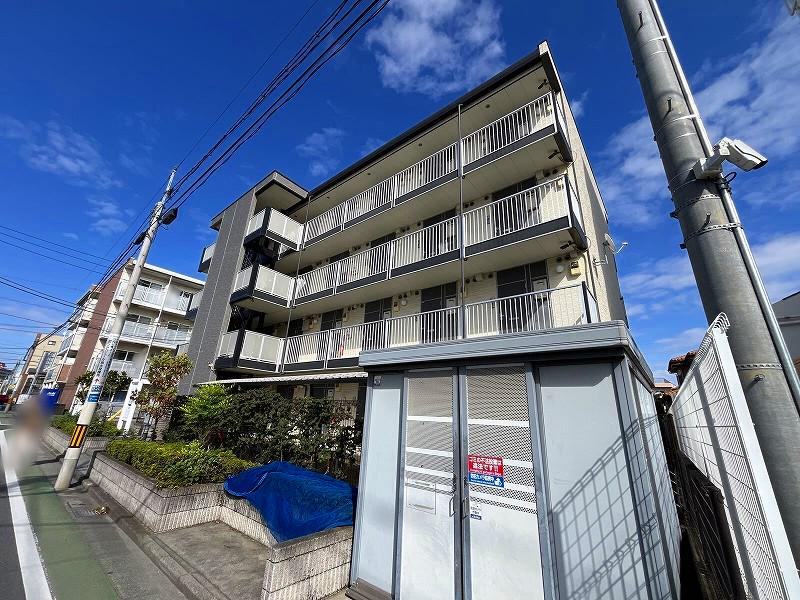 レオパレス小関