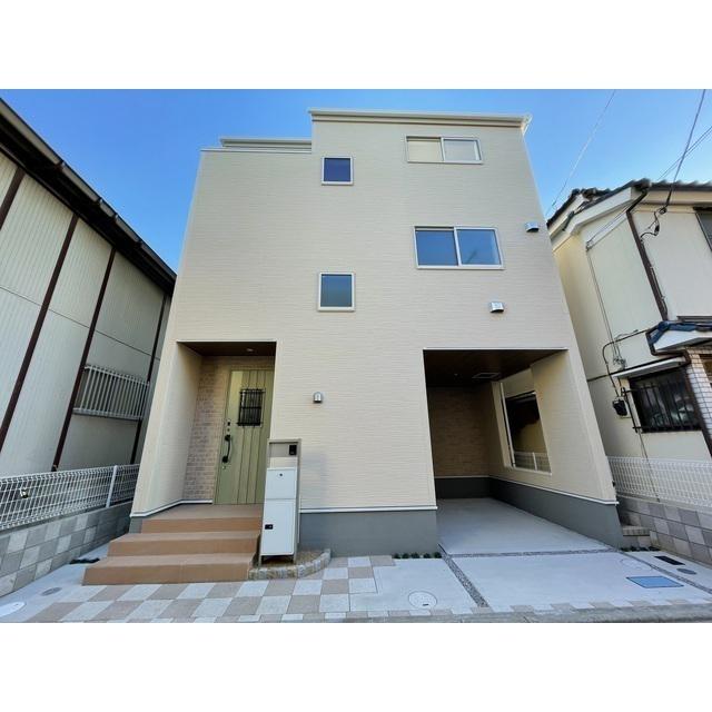 日暮里舎人ライナー 舎人駅 徒歩13分 3階建 築3年