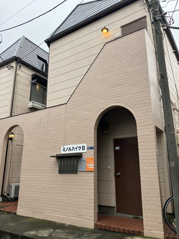 ミノルハイツB棟