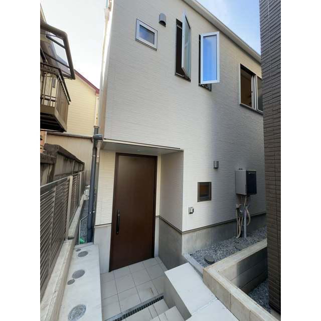 東京地下鉄東西線 高田馬場駅 徒歩8分 3階建 築4年