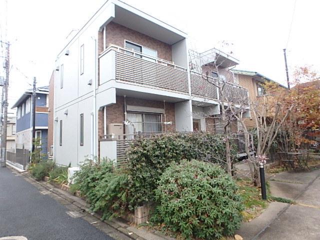 油面パークヴィレッジD棟