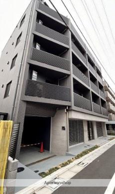 ジェノヴィア学芸大学