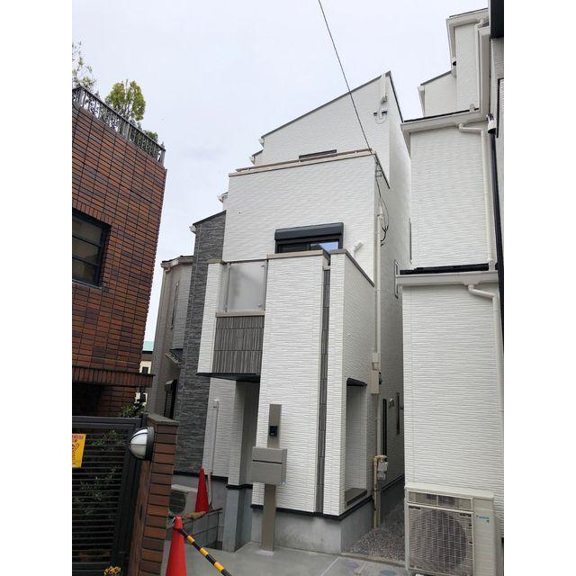 東急田園都市線 三軒茶屋駅 徒歩9分 3階建 築5年