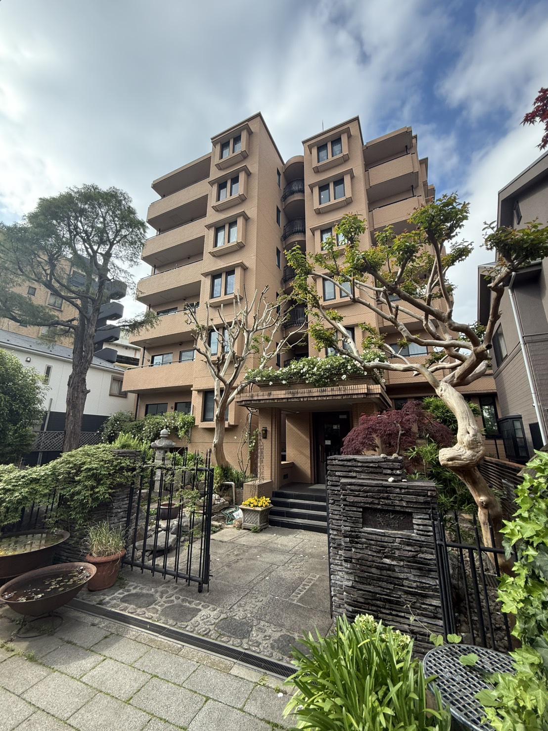 綾東ヴィレッジ弐番館