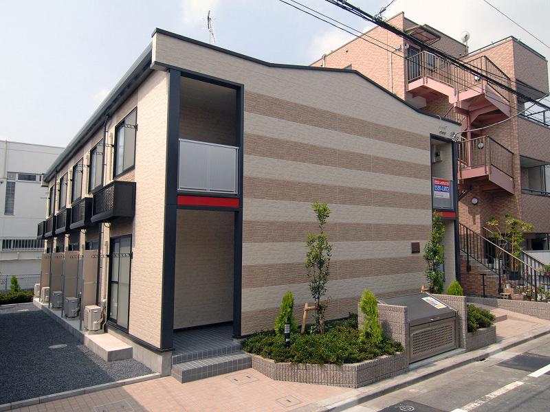 レオパレスPZAFIORE