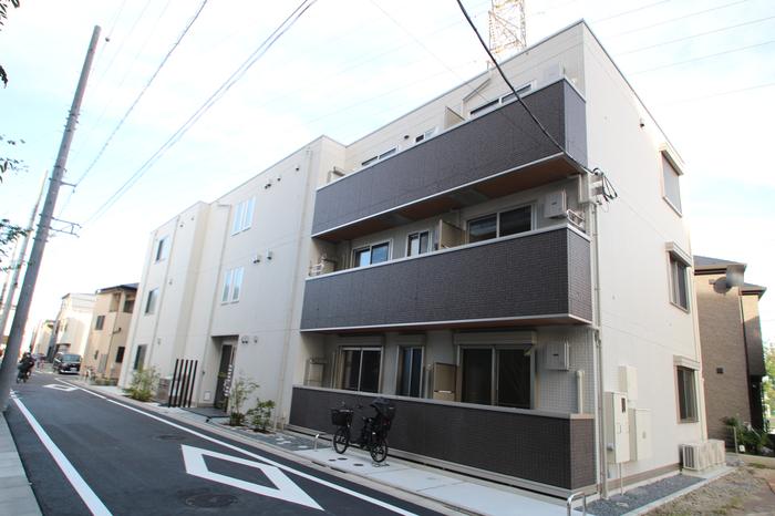 セレスティア六町III