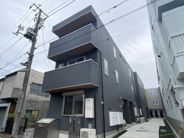 グラナーデ荒川
