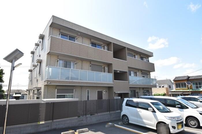 千葉県松戸市秋山1丁目の建物