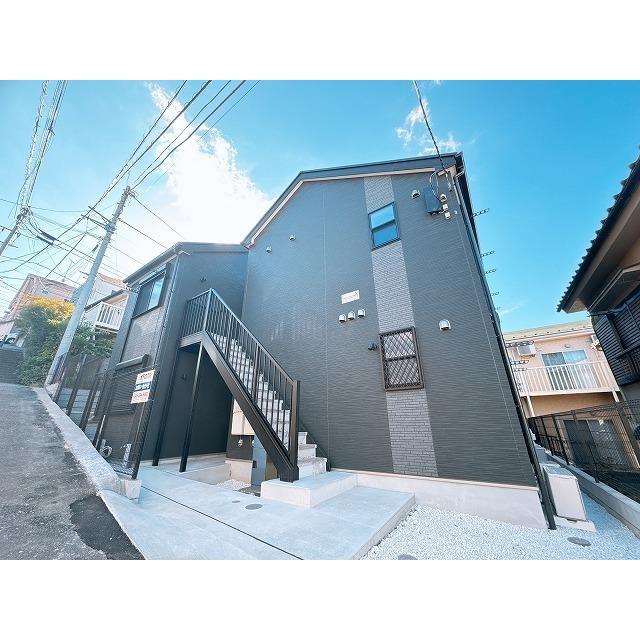 ラフィーネ三ツ沢南町