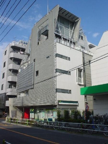 サブリナハウス