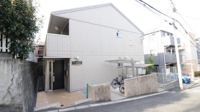 神奈川県川崎市高津区久本2丁目の建物