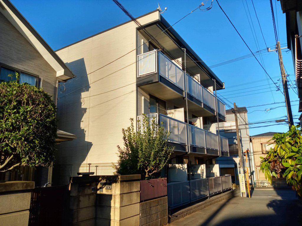 レオパレスカムラーク