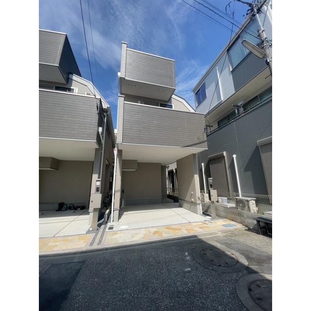 東武伊勢崎・大師線 西新井駅 徒歩13分  築5年(1SLDK)