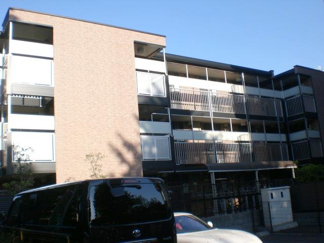 レオパレスゼルコヴァ