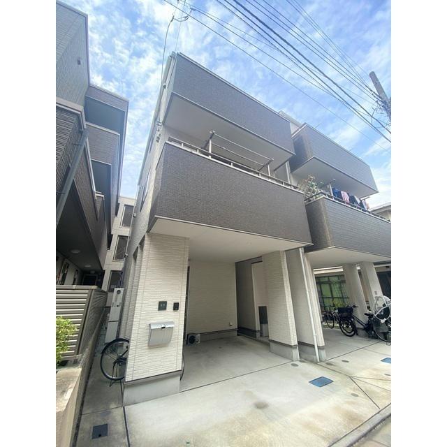 東京地下鉄東西線 南砂町駅 徒歩8分 3階建 築8年