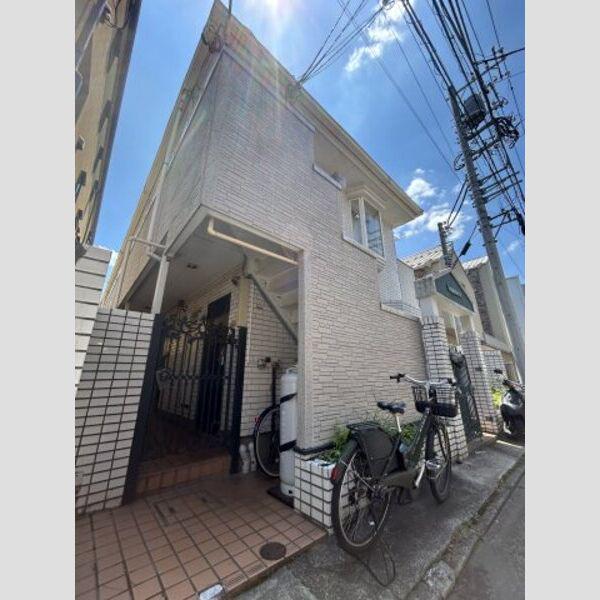 レオパレス松陰神社