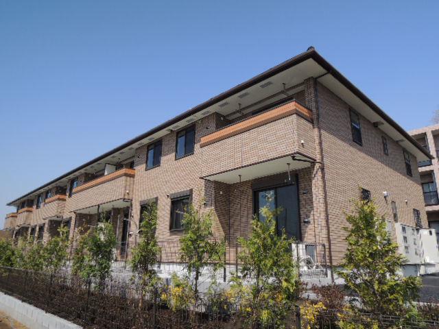東京都町田市 2階建 築14年