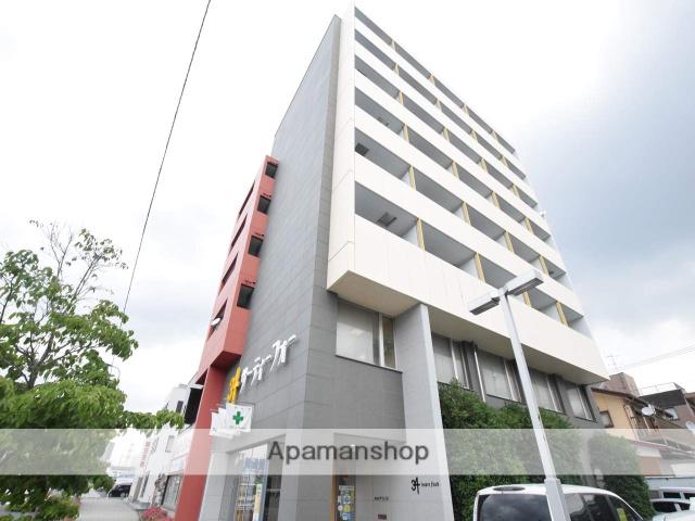 サーティーフォービル