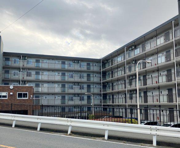 ファミネスサガミ野