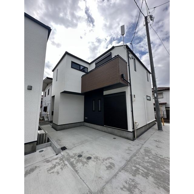 神奈川県大和市南林間8丁目の戸建賃貸