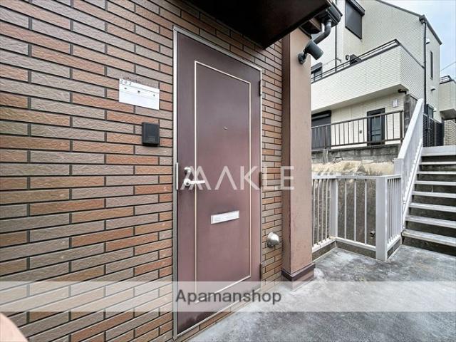 ⅡZ HOUSE