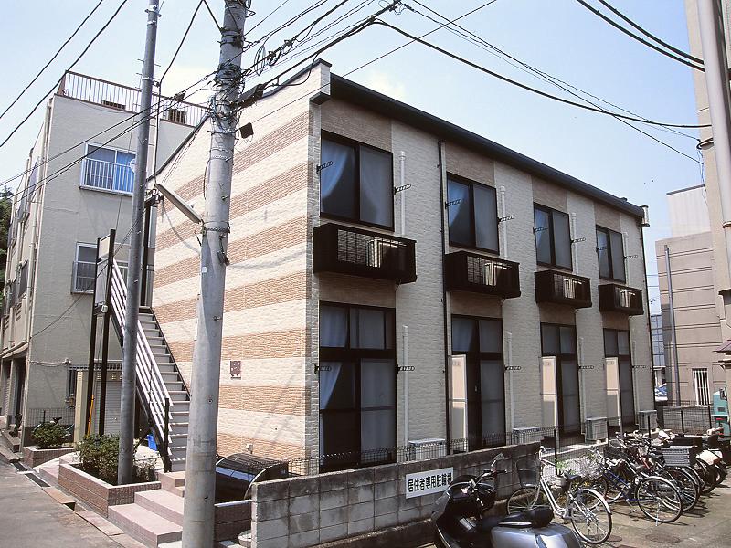 レオパレスアドミラブール