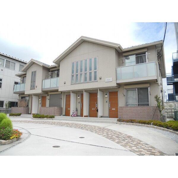 神奈川県横浜市鶴見区 2階建 築12年