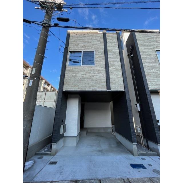 神奈川県横浜市戸塚区 3階建 築2年