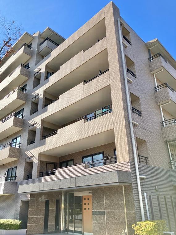 クイーンズパレス東戸塚