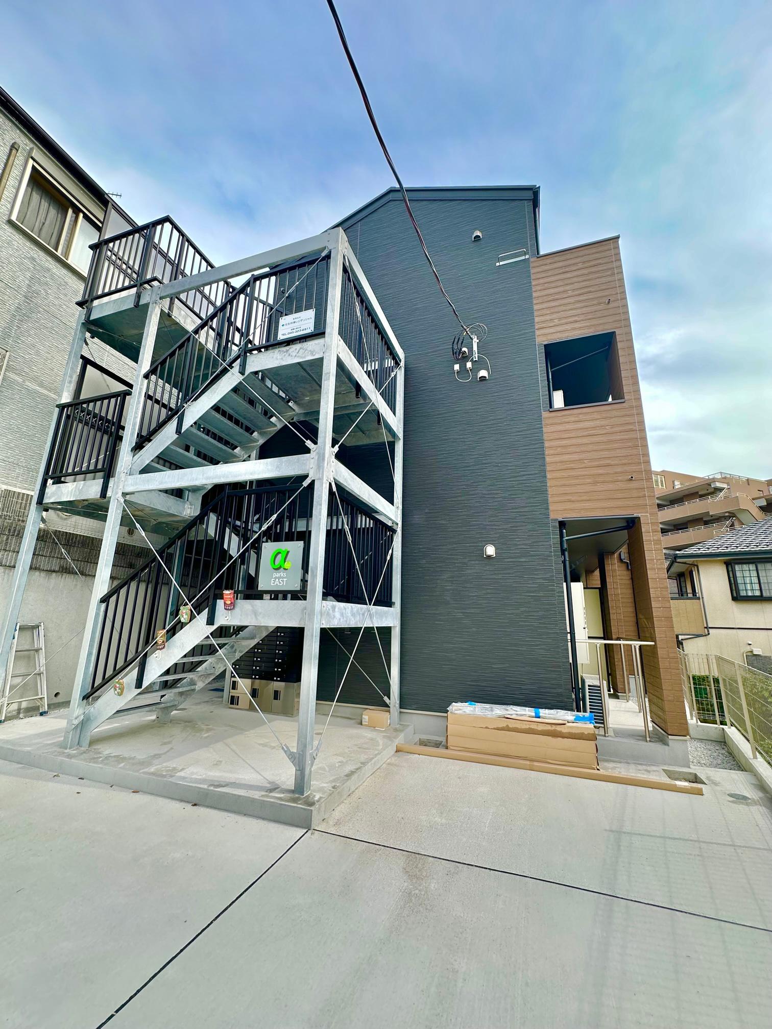 α PARKS イースト