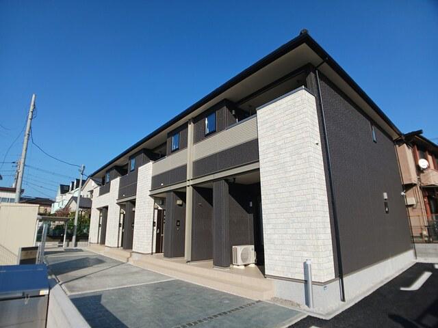 神奈川県厚木市及川1丁目の建物