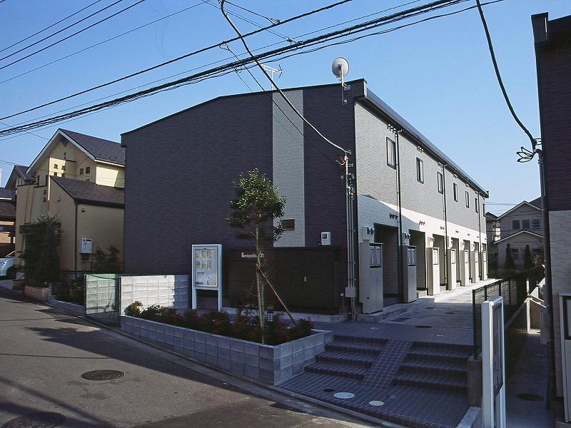 レオパレスコスモスB