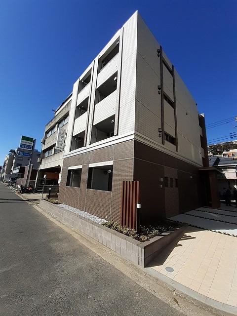 根岸線 根岸駅(神奈川) 徒歩4分 4階建 築6年