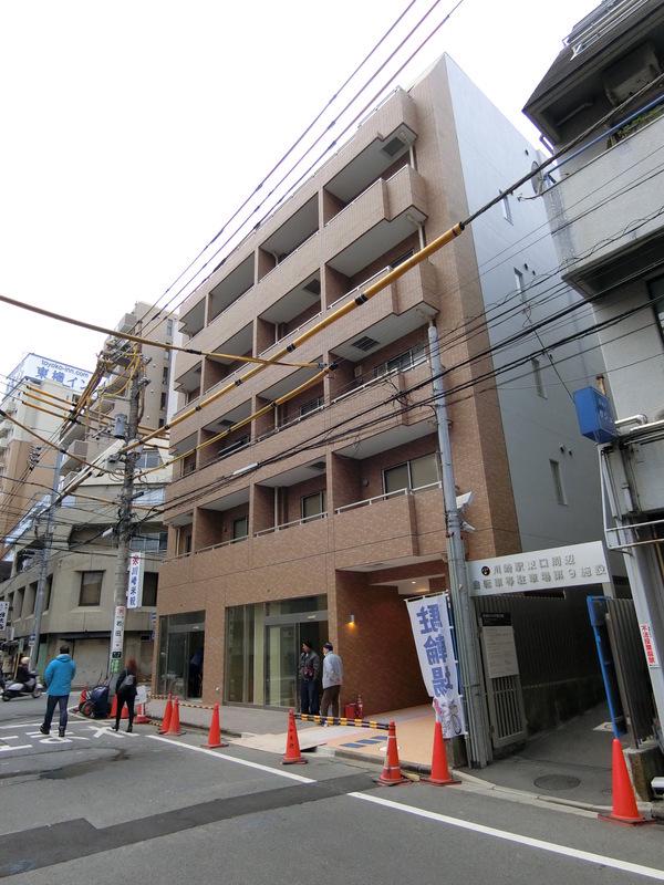 リブリ・フェリーチェ川崎