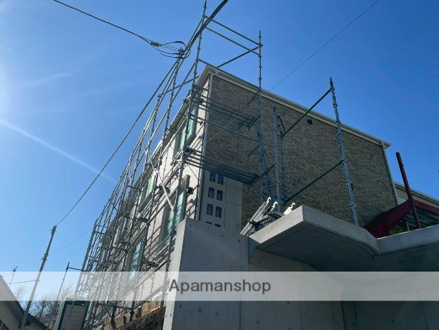 QUIET CRAB HOUSE 三ッ沢上町