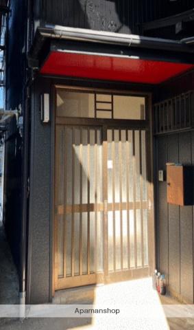 神奈川県横浜市神奈川区斎藤分町の戸建賃貸