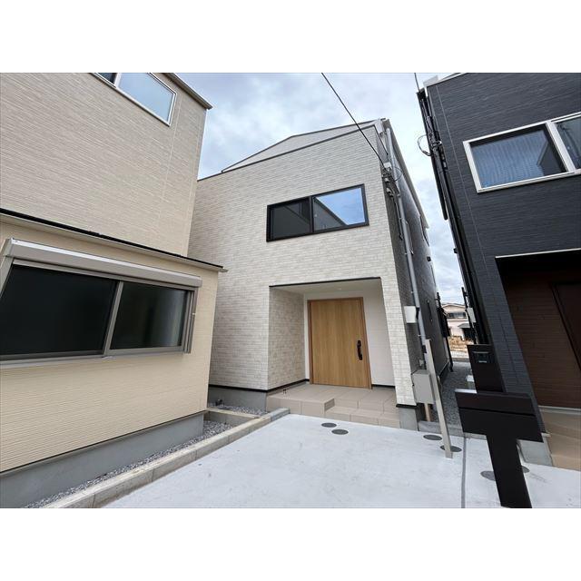 小田急電鉄小田原線 登戸駅 徒歩13分 3階建 築3年