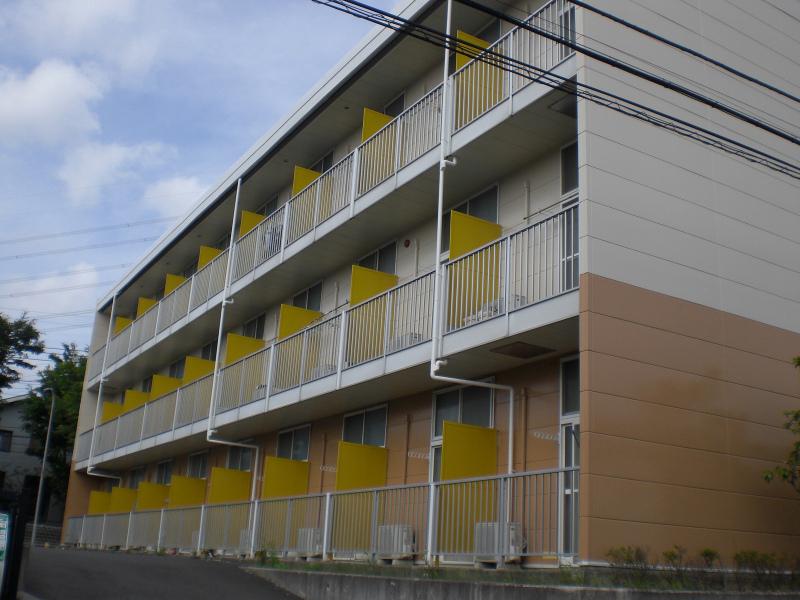 レオパレスフォンターナ