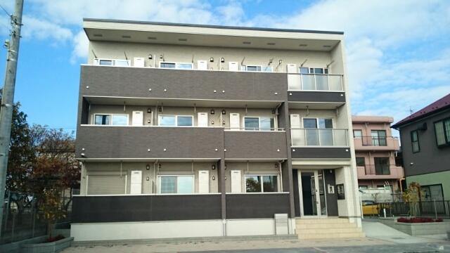 サン ハッピー サクター