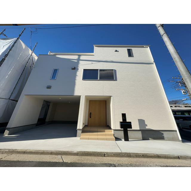 神奈川県横浜市神奈川区西寺尾3丁目の戸建賃貸