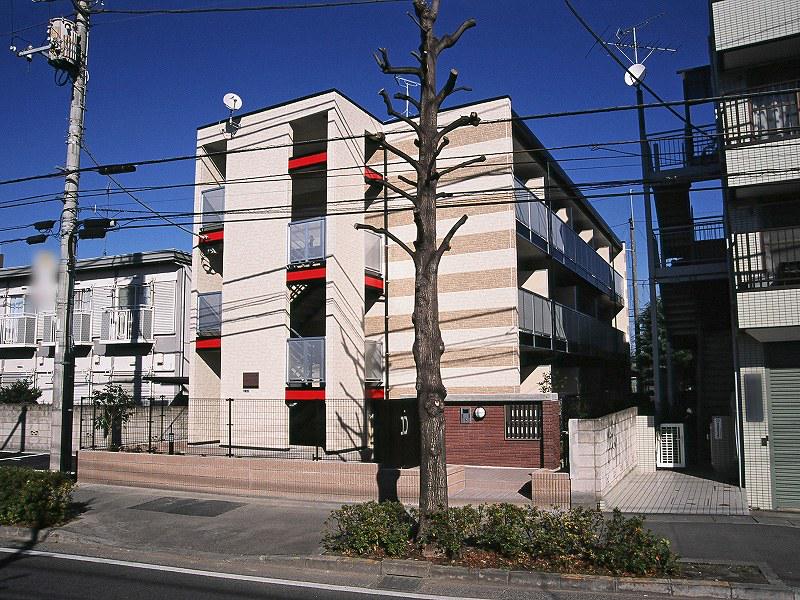 レオパレス多摩ぶらーま