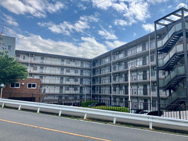 ファミネスサガミ野