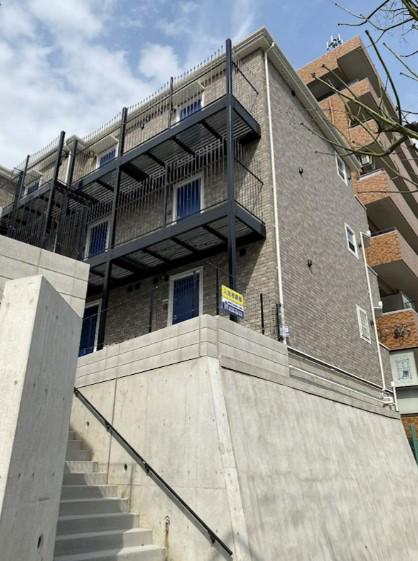 ブリティッシュ・ヒルズR1 横浜三ツ沢