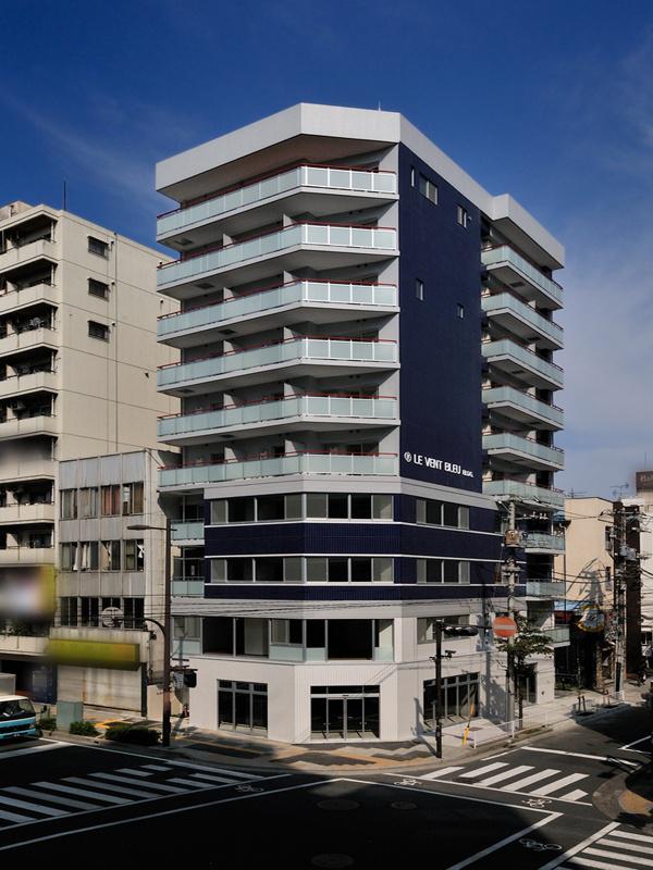 レオネクストル ヴァン ブルー