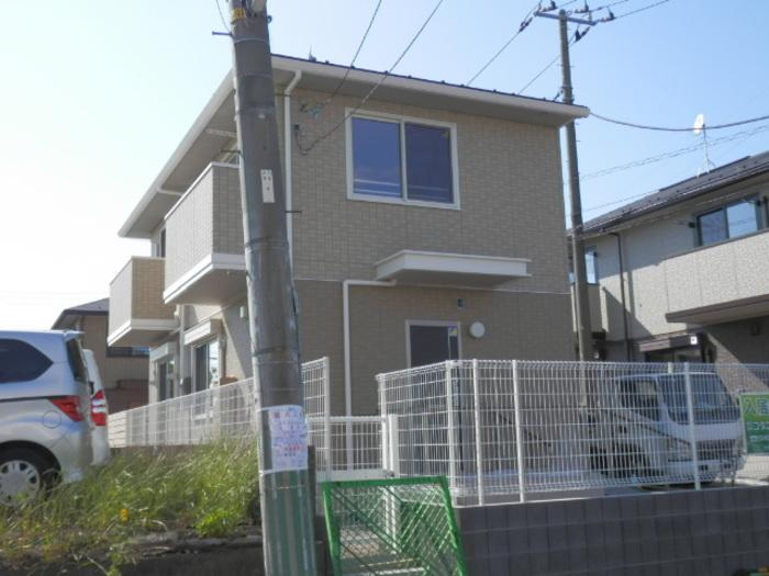 横浜市グリーンＬ 東山田駅 徒歩11分 2階建 築10年
