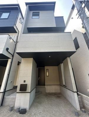 相模鉄道本線 二俣川駅 徒歩11分 3階建 築1年