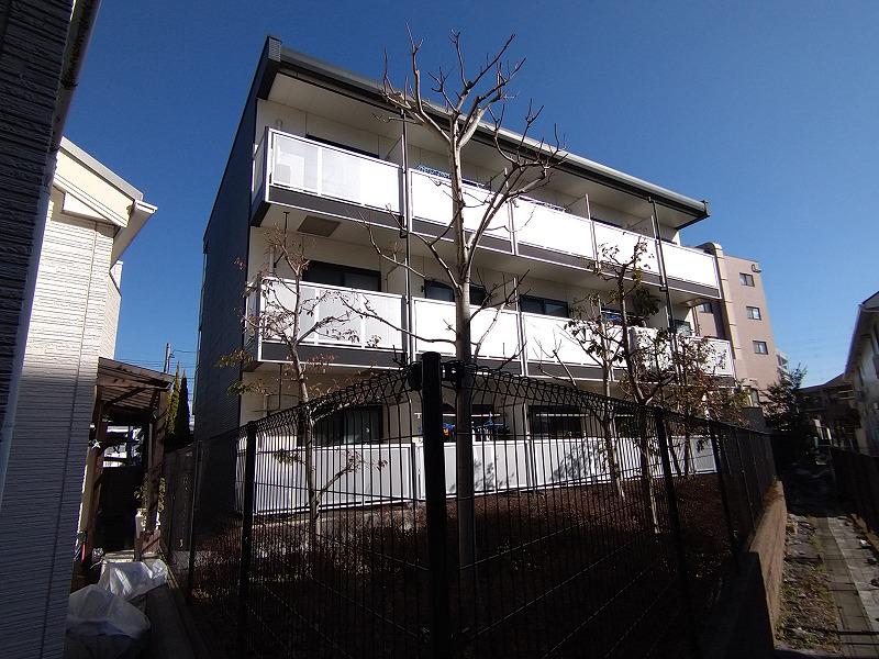 レオパレスROAD&SKY