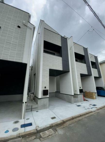 東急東横線 反町駅 徒歩9分 3階建 築4年