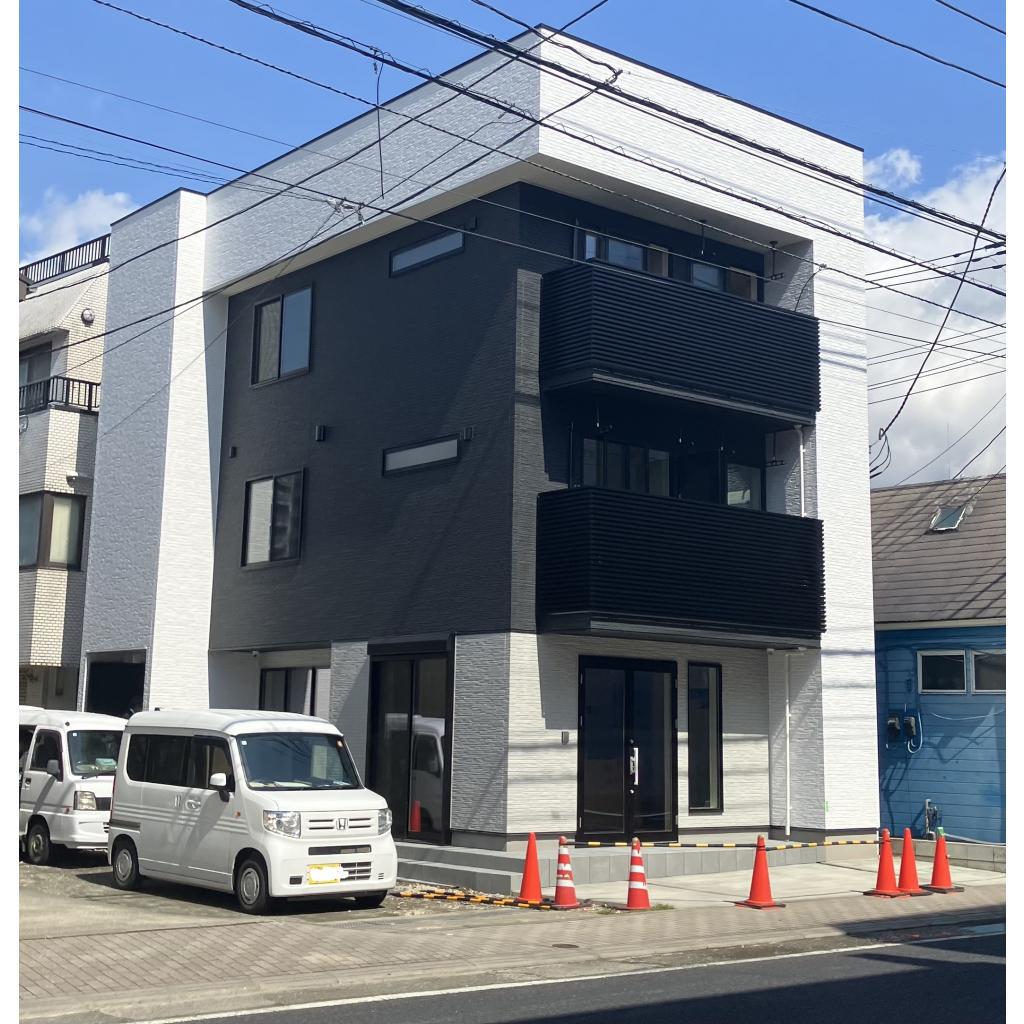 LILT VENT ARRIERE 秦野